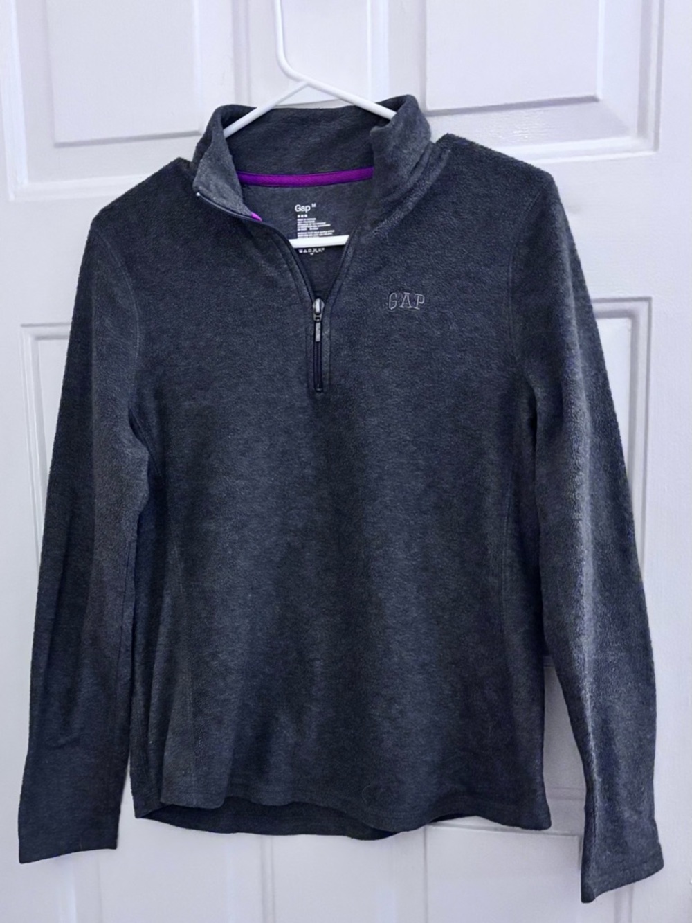 GAP Charcoal Gray Fleece Zip Pullover with Magenta Trim